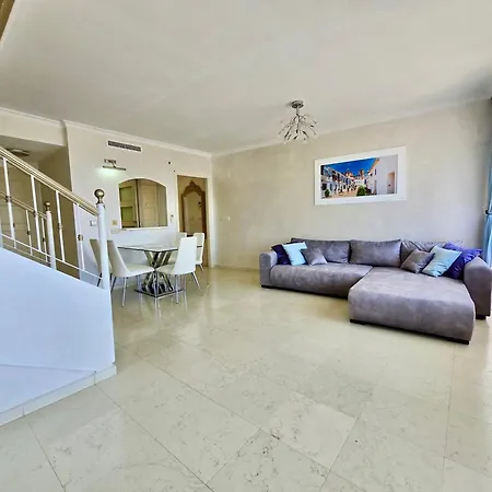 Gadea Luxury Penthouse Apartmán *